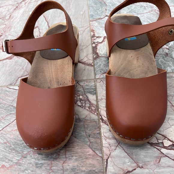 MIA Made in Sweden Sofia Swedish Mary
Jane Clogs - Leather - Picture 12 of 13